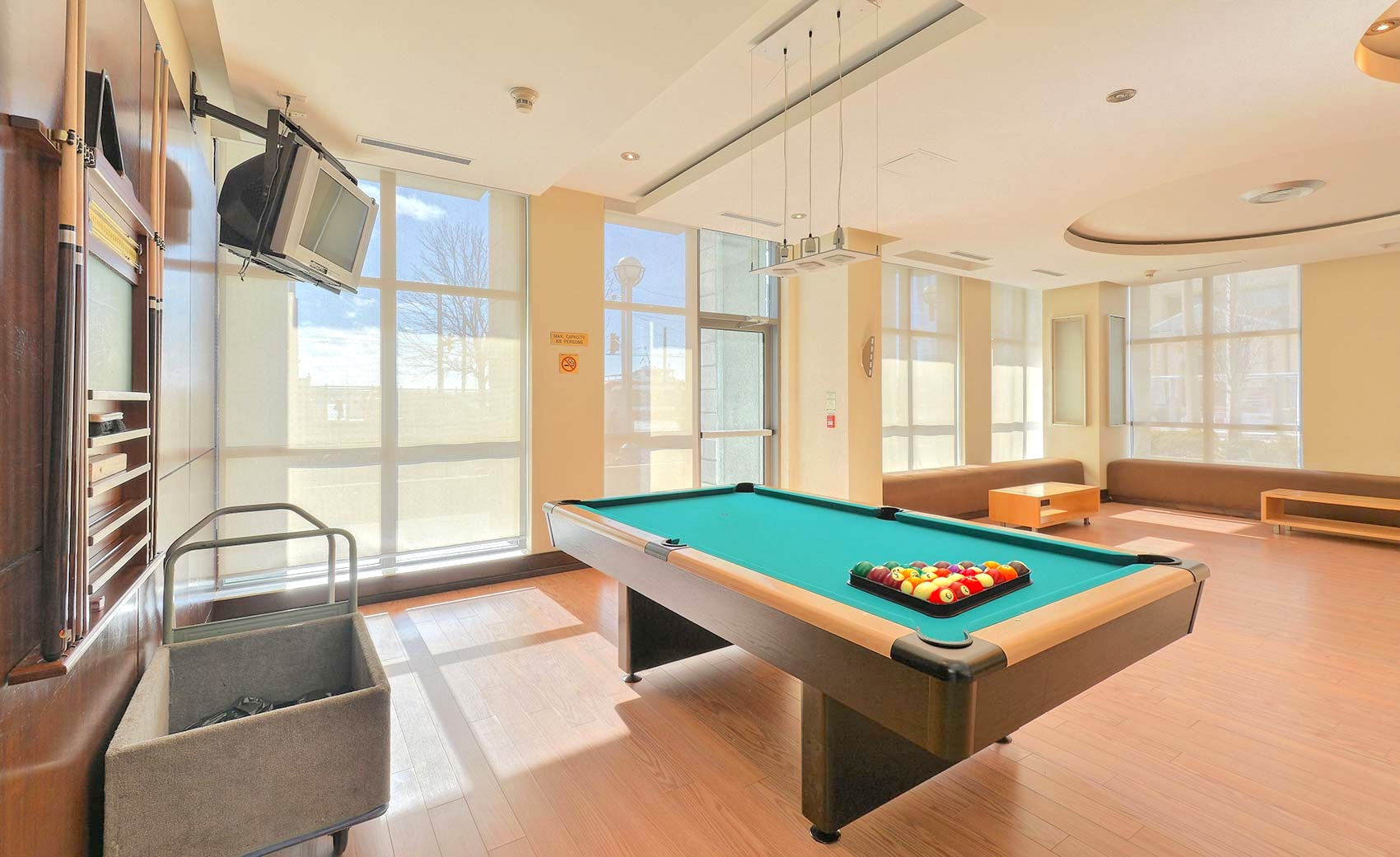 410 Queens Quay amenities